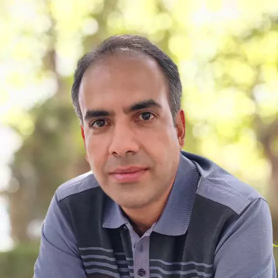 بابک وارسته